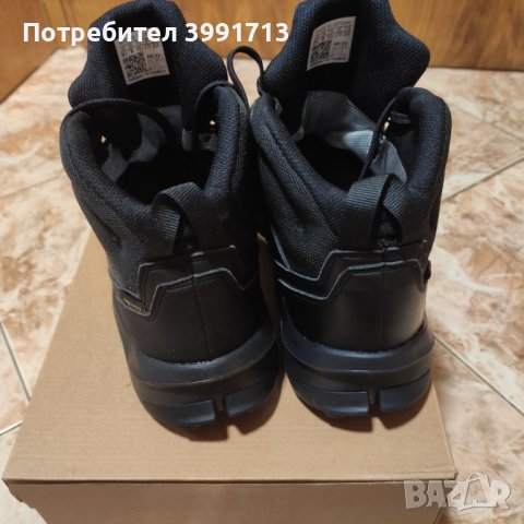 Продавам мъжки туристически обувки ADIDAS , снимка 3 - Други - 44278039