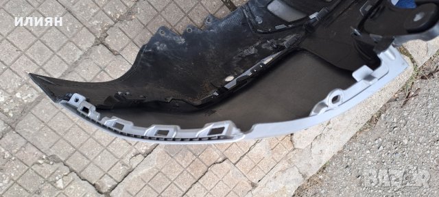 спойлер и ляв буфер за  задна броня за Kia Stonic 2017 2018 2019 2020 2021 86611H8400, снимка 4 - Части - 44227828