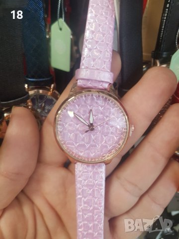 Часовник, снимка 4 - Дамски - 41496240