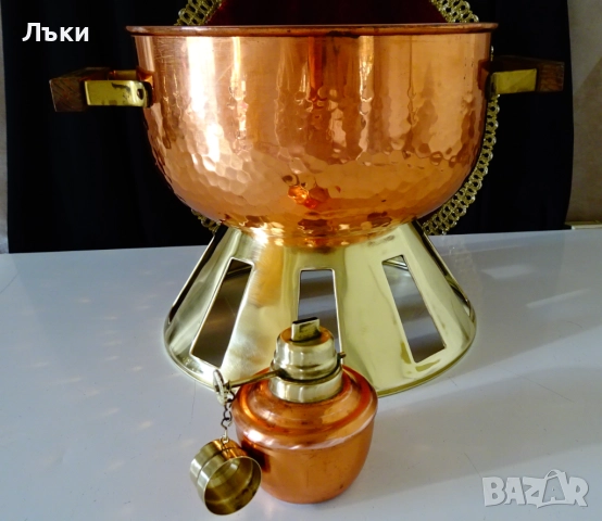 Медна тенджера със стойка,меден спиртник,фондю. 
