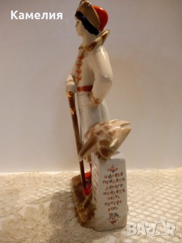 Порцеланова фигура , снимка 5 - Статуетки - 41713931