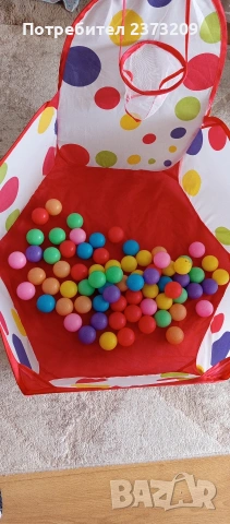 Бебешко басейнче с топки