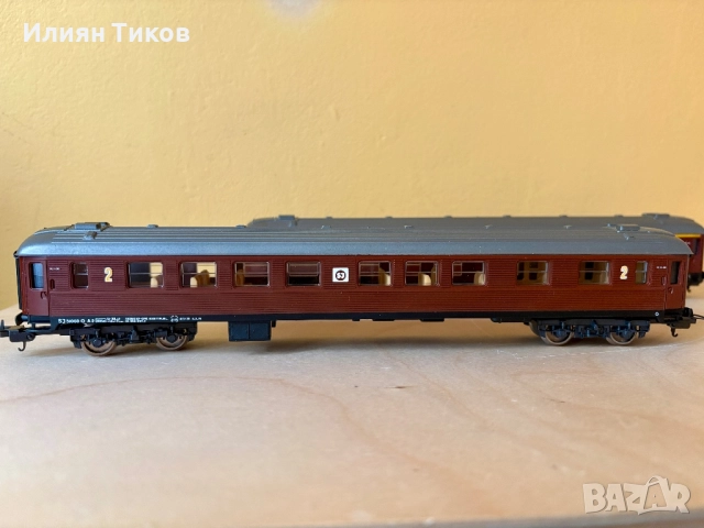 Комплект пътнически вагони LIMA мащаб HO (1:87) влак piko, снимка 7 - Влакчета, самолети, хеликоптери - 52794833