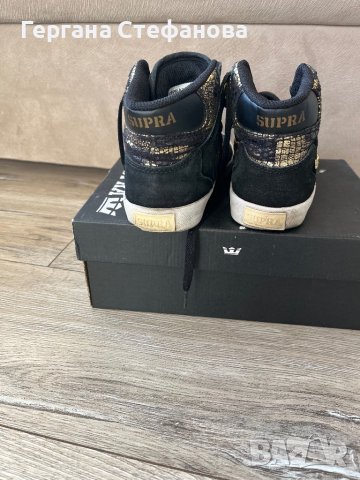 Страхотни кецове черно със златисто в перфектно състояние номер 37 стелка 23,5см, снимка 6 - Маратонки - 44400957