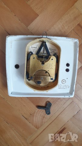 Стар порцеланов немски механичен стенен часовник Зентра, снимка 6 - Антикварни и старинни предмети - 41856840