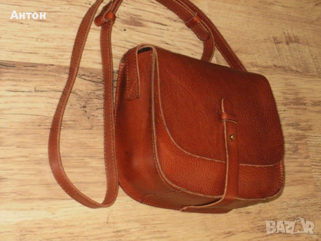 нова малка дамска чанта естествена кожа, снимка 4 - Чанти - 38691419