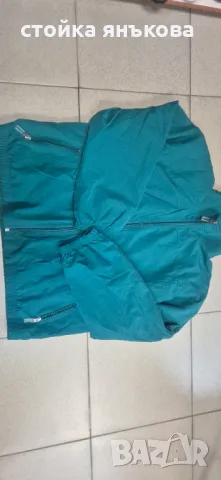 Тънко Дамско яке, зелено с памучна подплата, снимка 2 - Якета - 49748053