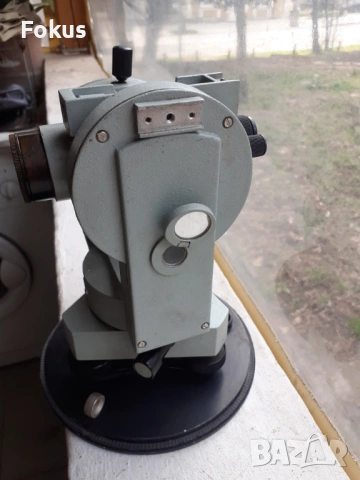 Теодолит 2Т30П, снимка 3 - Антикварни и старинни предмети - 53384908