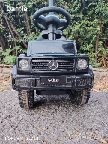 Кола за яздене с дръжка Lorelli - Mercedes-benz G350d, черна