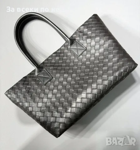 Bottega Veneta Елегнатна Дамска Чанта Тип Торба С Емблематична Плетка Intrecciato Код SEM-387, снимка 8 - Чанти - 55865712