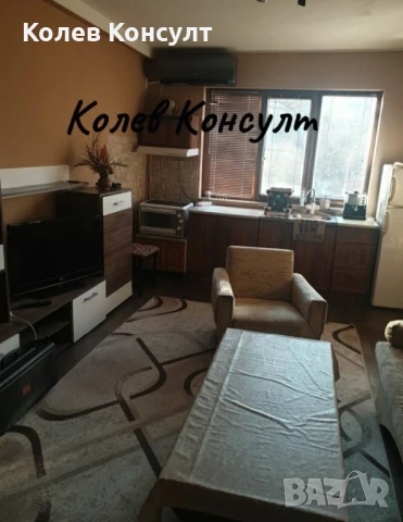 Продавам гарсионера преустроена в двустаен апартамент в Димитровград , снимка 1