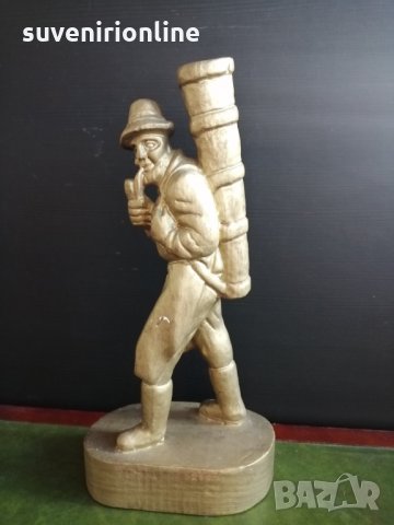 Стара статуетка 