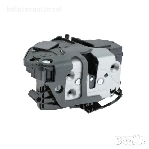Брава за задна лява врата, Ford Fiesta Mk7, снимка 2 - Части - 56062425