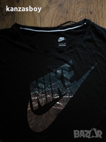 Nike Women's Signal Metallic T-Shirt - страхотна дамска тениска КАТО НОВ, снимка 6 - Тениски - 35733797