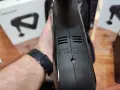 Оригинален перкусионен масажор Theragun G3 за дълбок масаж (с куфар и кутия), снимка 5