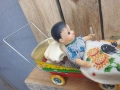стара метална играчка /кукла в метална детска количка / , снимка 8