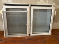 Употребявна PVC дограма - Прозорец + Комарник +Външна ролетна щора, снимка 2