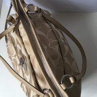  COACH оригинална дамска чанта, снимка 7 - Чанти - 41630209