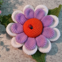 Плетена играчка Голямо цвете, Плетени, ръчно изработени. Перфектен подарък, снимка 5 - Романтични подаръци - 32418906