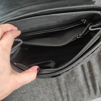 Черна дамска чанта с еко пух, снимка 6 - Чанти - 36203762
