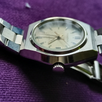 Изключително рядък Дамски Швейцарски Часовник Mirexal 70г. Waterproof Дата Swiss Made, снимка 1 - Дамски - 44667882