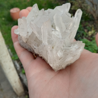 Друза от планински кристал и пирит, снимка 1 - Декорация за дома - 44795420