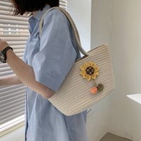 Плетена дамска чанта тип кошница White, снимка 2 - Чанти - 41477355