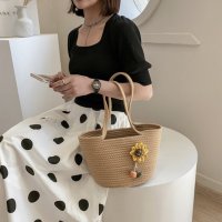 Плетена дамска чанта тип кошница Brown, снимка 11 - Чанти - 41477350