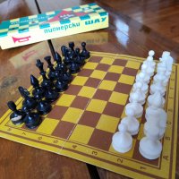 Стар пионерски шах, снимка 4 - Други ценни предмети - 34043796
