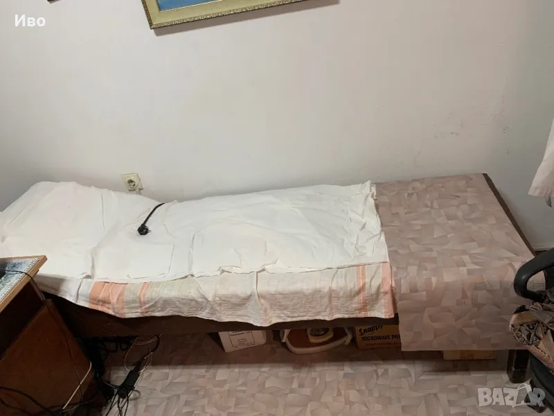Медицинска кушетка дърво масив и кожа, снимка 1