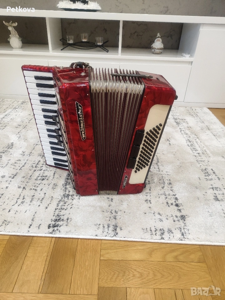 Акордеон WELTMEISTER, снимка 1