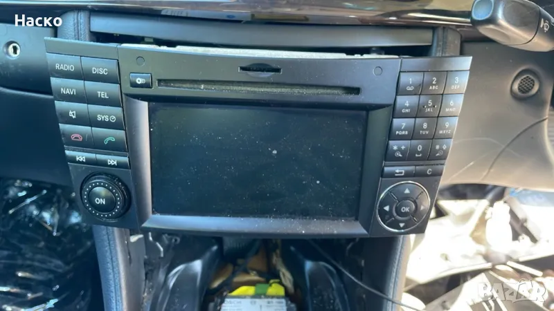 Навигация мултимедия Mercedes W211 facelift, снимка 1