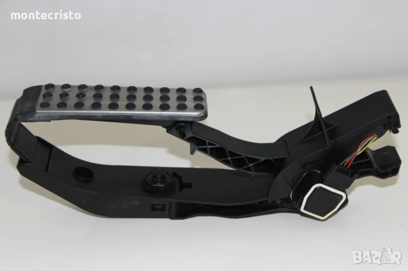 Педал за газ Mercedes SLK R171 (2004-2011г.) A2033000904 / A 203 300 09 04 потенциометър, снимка 1