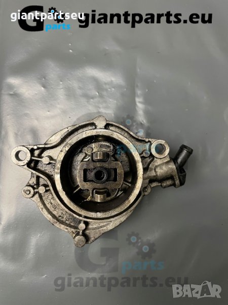 Вакуум помпа за БМВ е65 е66 BMW e65 e66 , 700437012, снимка 1