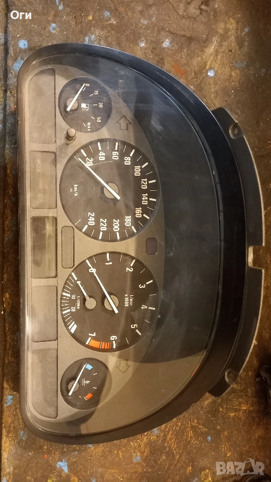 Километражно табло за БМВ Е39 520 62.11-8 375 669 / 110.008.735/031, снимка 1