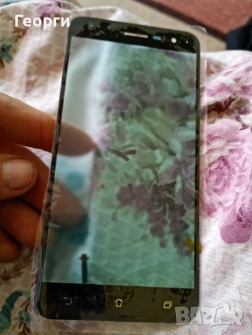 Телефон Asus ZenFone , снимка 2 - Asus - 53148393