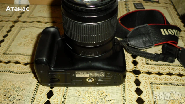 Фотоапарат DSLR Canon EOS 1100D + EF-S 18-55 IS II  , снимка 5 - Фотоапарати - 51426281