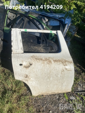 Skoda Yeti задна дясна врата 