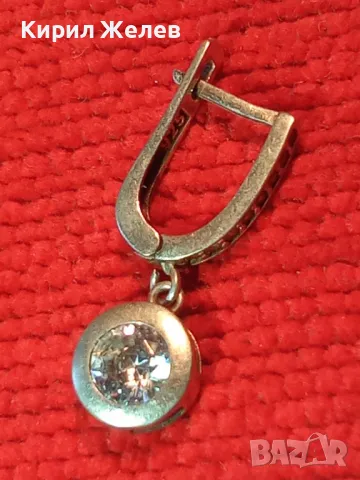 ШАРМАНТНА АНГЛИЙСКА СКЪПОЦЕННА ОБЕЦА СРЕБРО 925 с ПРЕКРАСЕН ЮВЕЛИРНО ФАСЕТИРАН ИСКРЯЩ ЦИРКОН 27414, снимка 10 - Обеци - 49704368