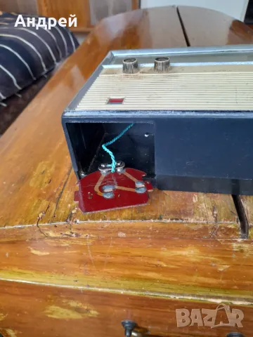 Старо радио,радиоприемник Меридиан 6TR1-K11, снимка 10 - Антикварни и старинни предмети - 50096231