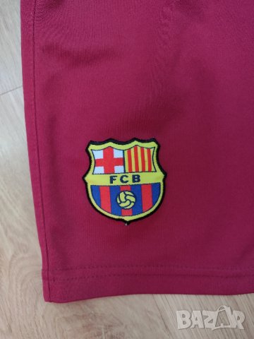 Barcelona - детски футболни шорти на Барселона, снимка 2 - Детски къси панталони - 42574723