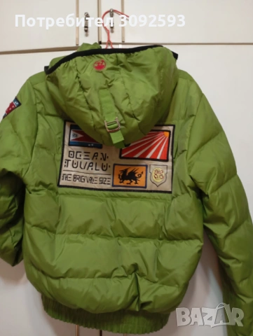 Късо зелено яке, снимка 2 - Якета - 53809517