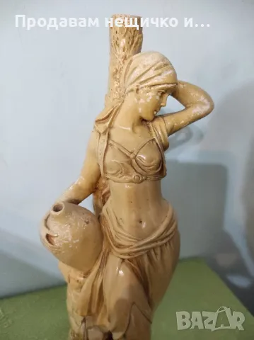 Керамична статуетка на жена със стомна, снимка 3 - Декорация за дома - 48929119