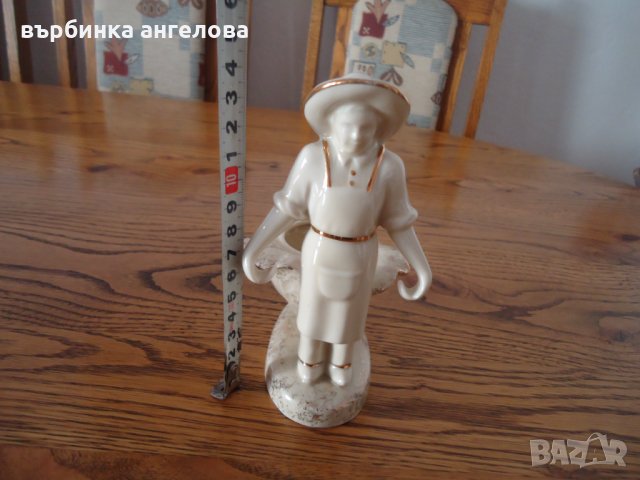 Порцеланова фигура с позлата, снимка 9 - Колекции - 34166931