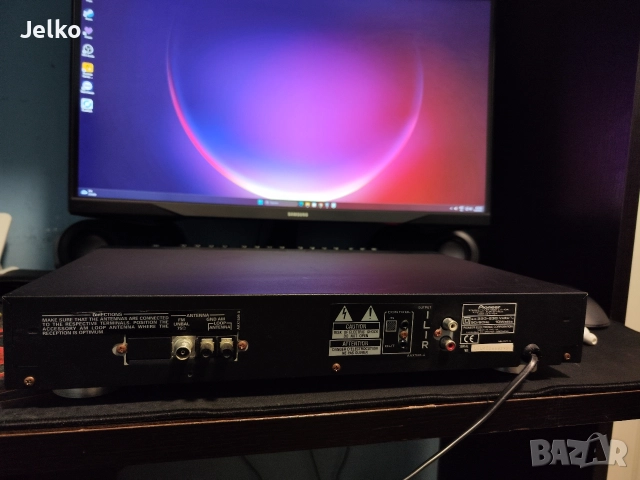 Тунер Pioneer F-104, снимка 3 - Ресийвъри, усилватели, смесителни пултове - 52674488