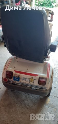 Акумолатарна инвалидна количка триколка