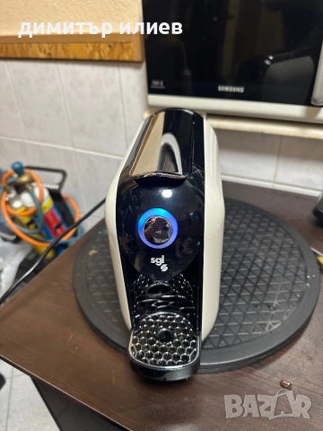 Кафемашина за капсули Lavazza blue