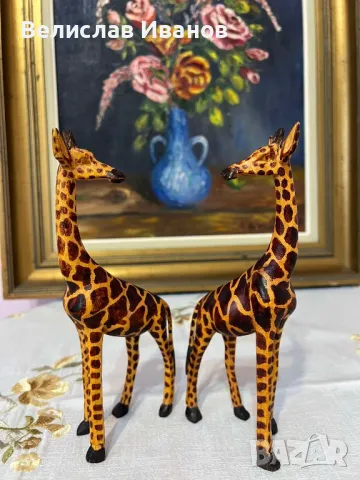 Винтидж дървени фигурки на жирафи в отлично състояние.Ръчно изработени., снимка 3 - Колекции - 49688397