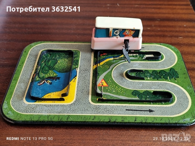 Продавам механична играчка влакче с писта. Произведено в СССР., снимка 3 - Колекции - 52222317