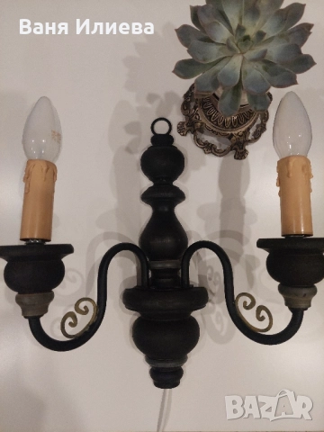 Аплик за стена 